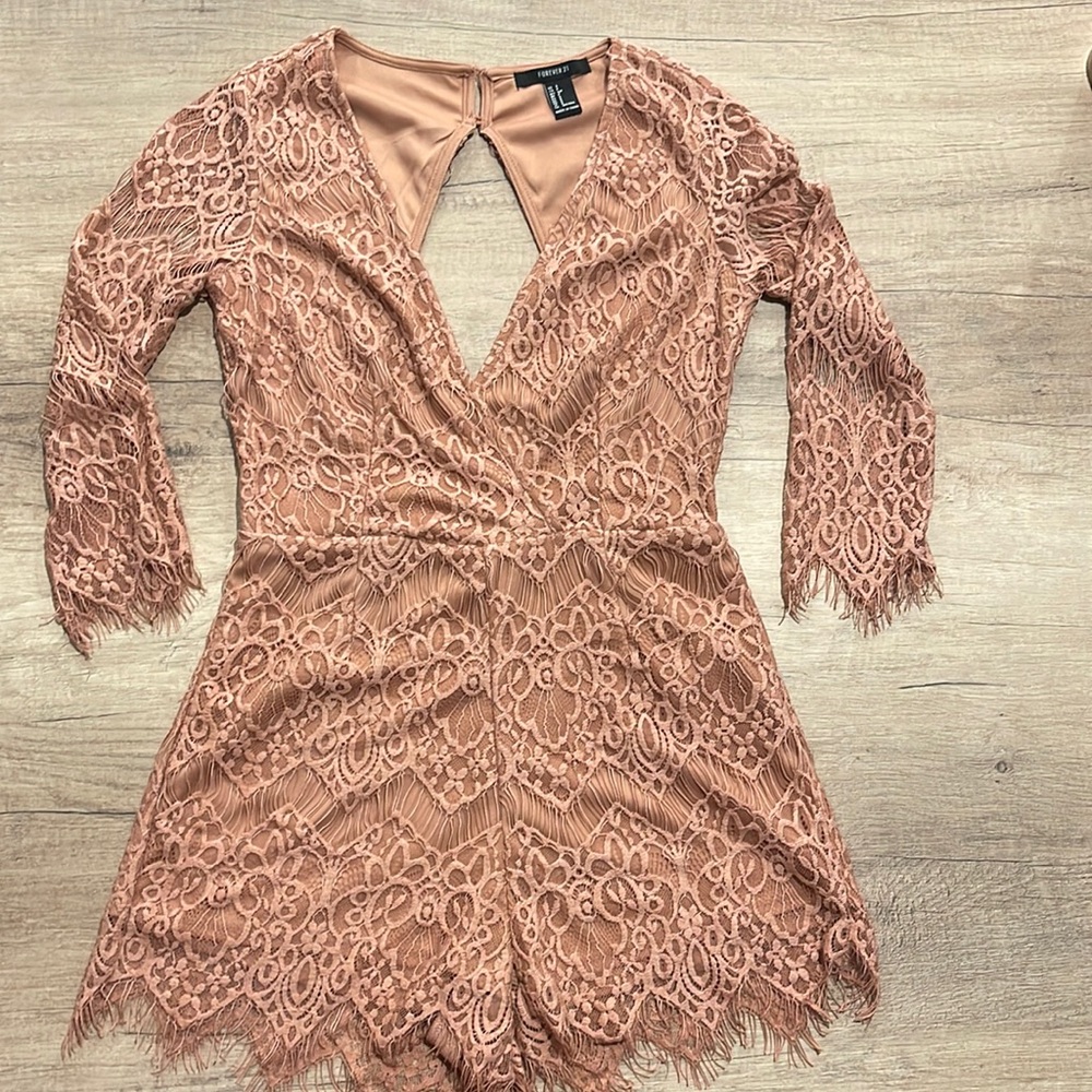 Pink/nude romper